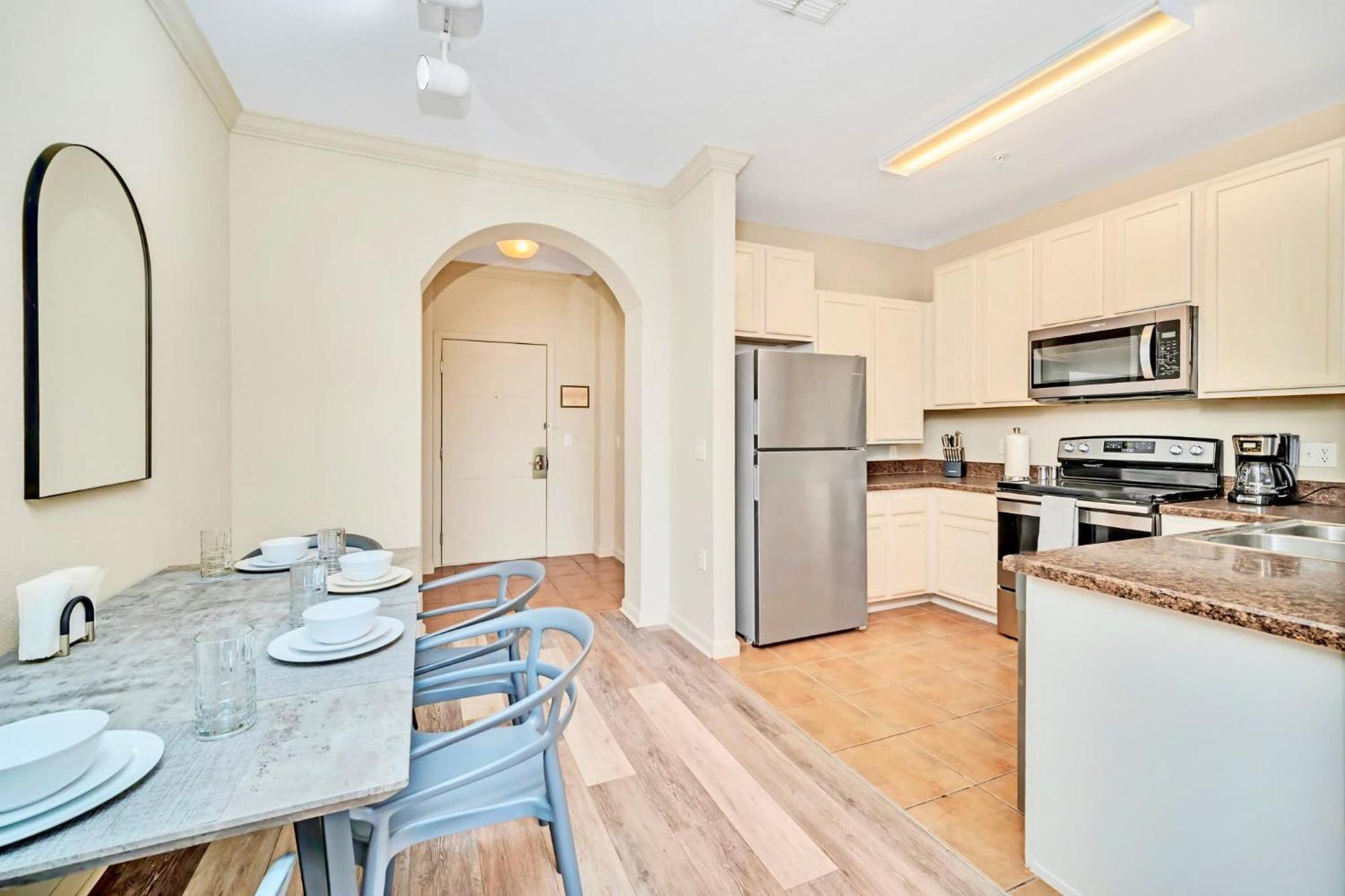 Bright Condo - 2Br With Pool & Hot Tub, Near Disney! Орландо Экстерьер фото